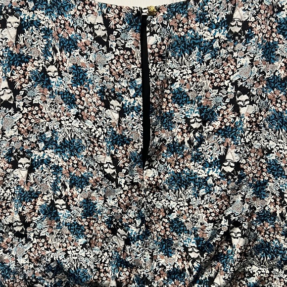 3/$20 bcbg  print dress - Picture 4 of 6